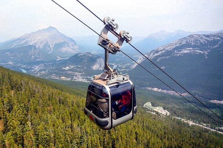 Sulphur_Mountain_Hike_and_Gondola_Banff_National_Park_Canada_18
